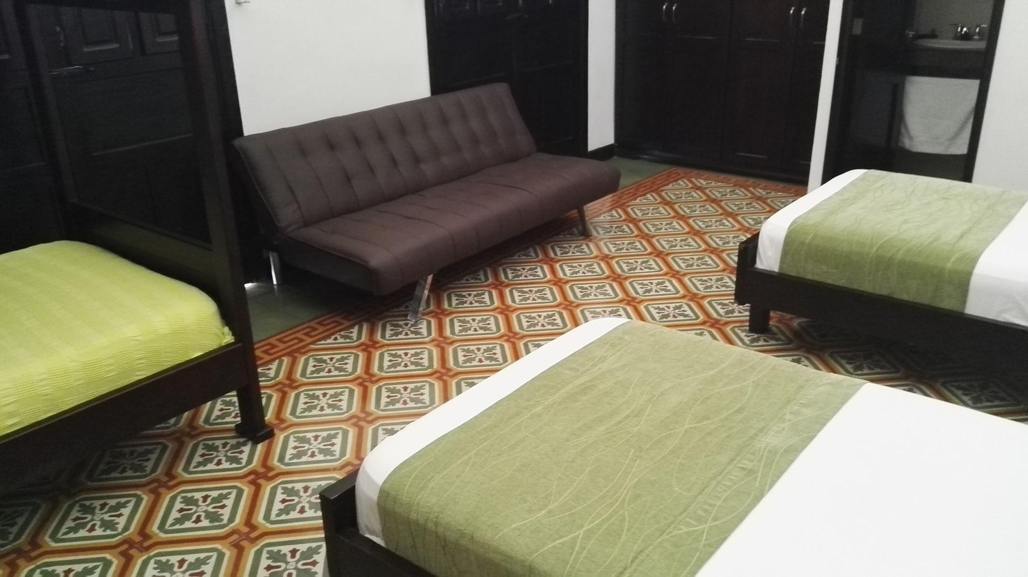 Casa Escobar Buga Hotel Bagian luar foto