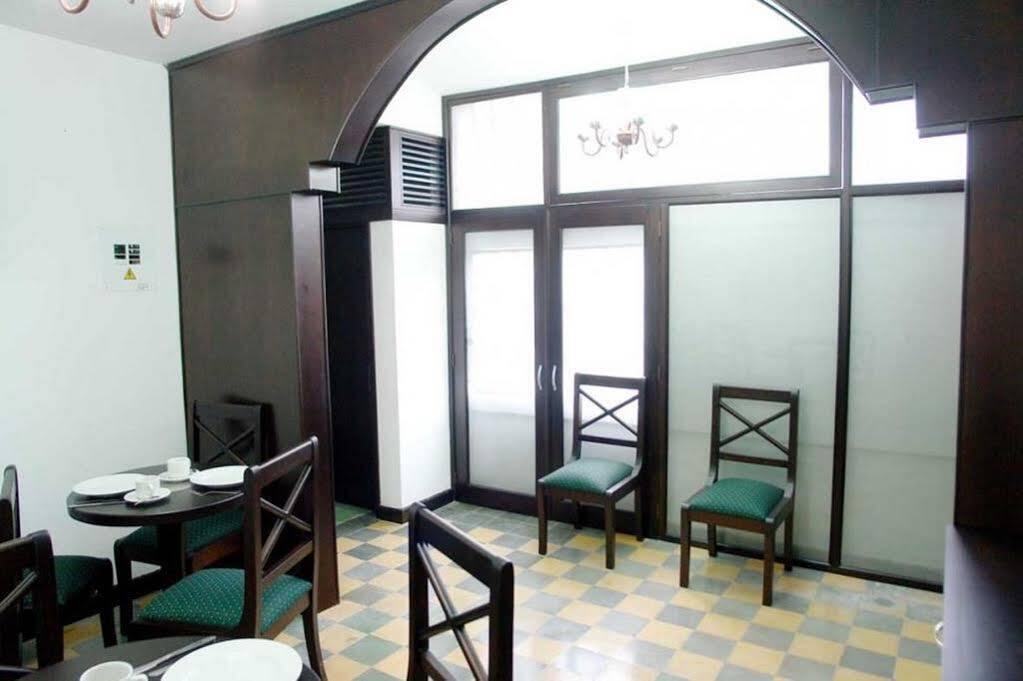 Casa Escobar Buga Hotel Bagian luar foto